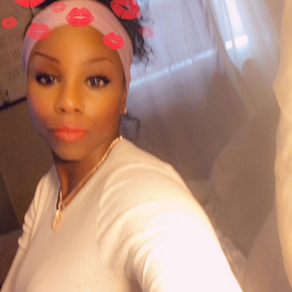 Meet your Posher, Tara